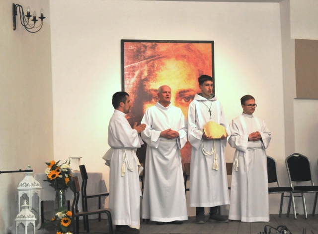 10 lat Nazaretu